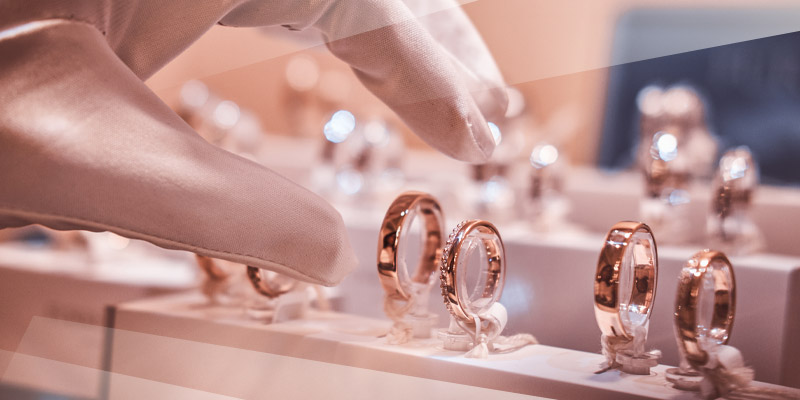 Ювелірний магазин ХІТ-цін знову працює у Києві!